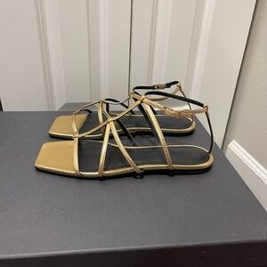 Sigerson Morrison Women's Fedora Gold Leather Strappy Sandals Sz IT 40/US 9.5-10